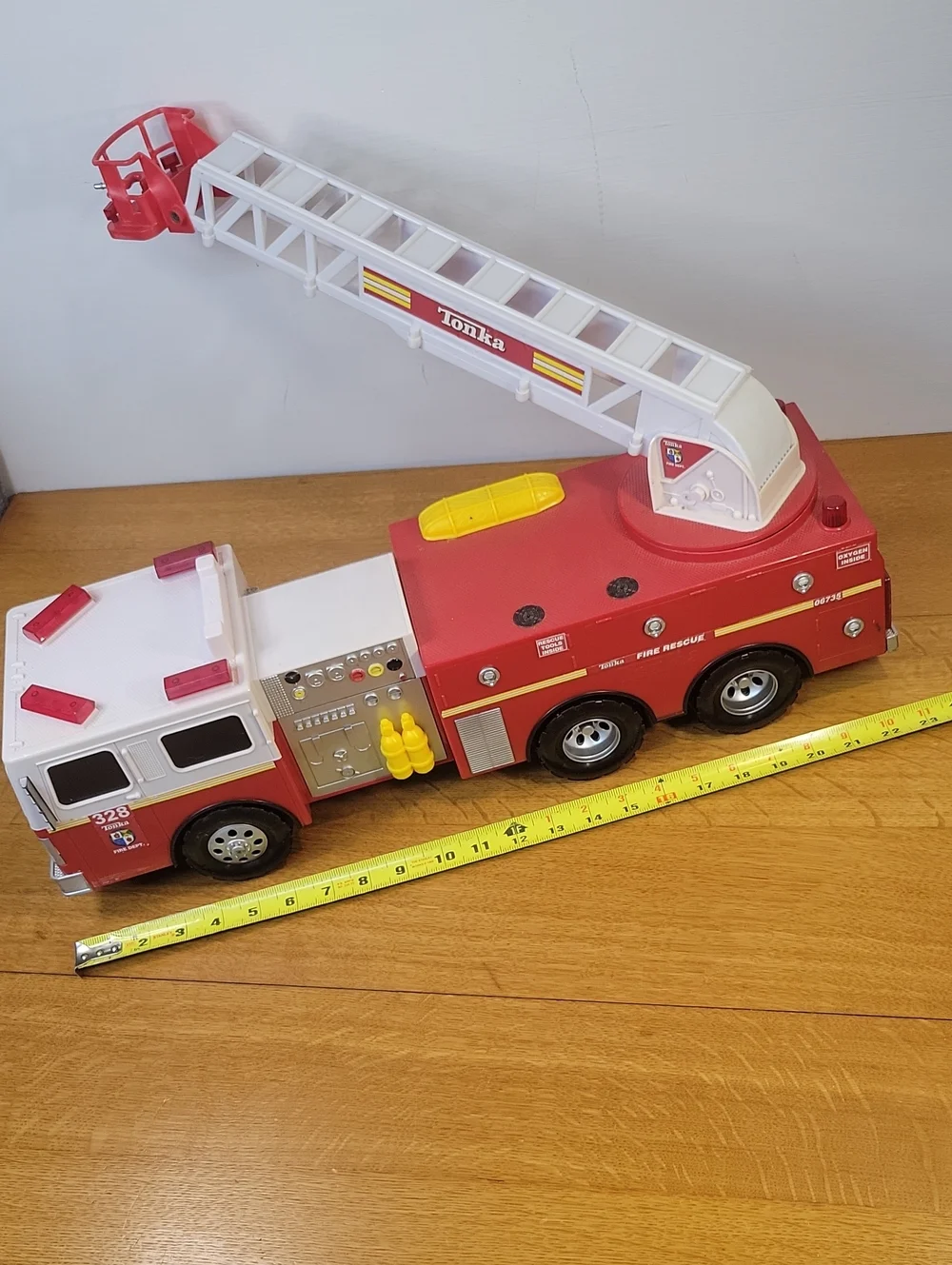 Large Tonka Hook & Ladder Fire Engine Truck #328 Toy Vehicle - Working Lights